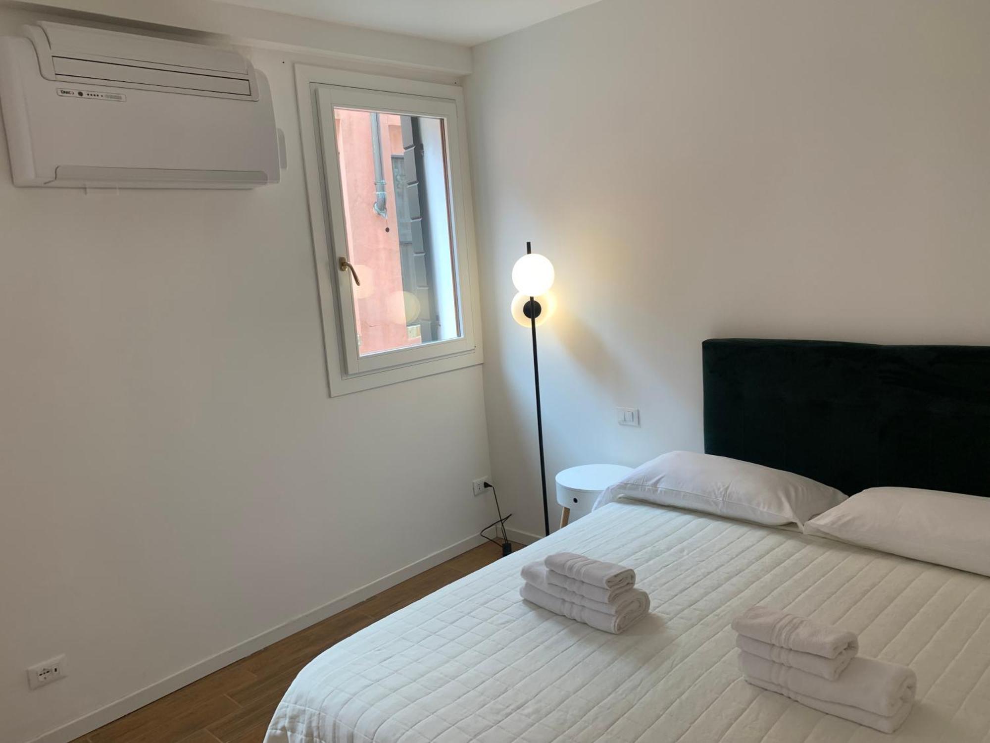 Appartamento Con Cortile Venecia Exterior foto